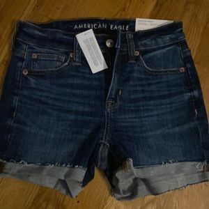 High waisted stretchy shorts NWT